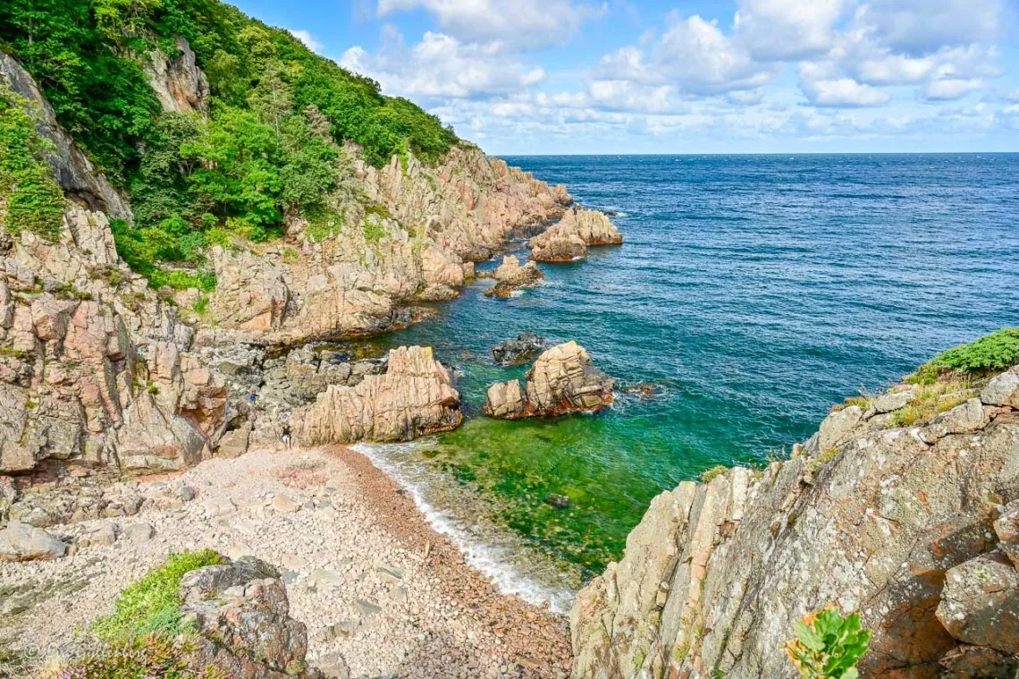 Josefinelust badplats är ett av Skånes mest unika havsbad